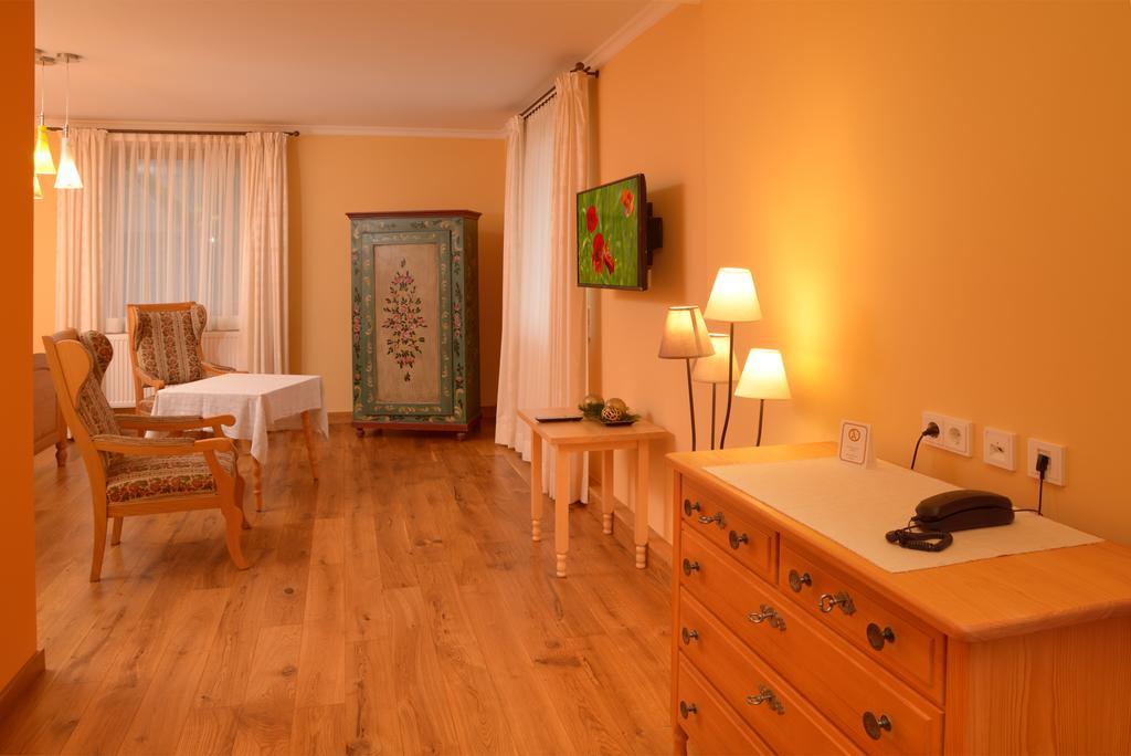 Landgasthof Haueis Marktleugast Quarto foto